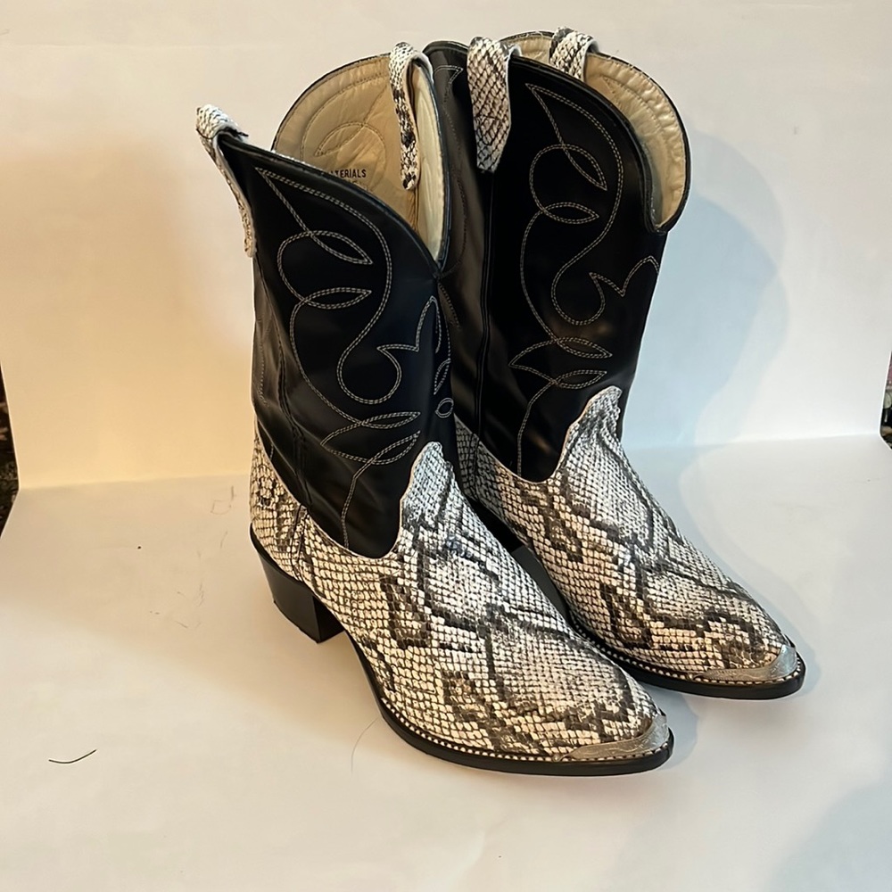 Ladies Cowboy Boots